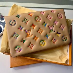 Tan/Multicolor Crossbody